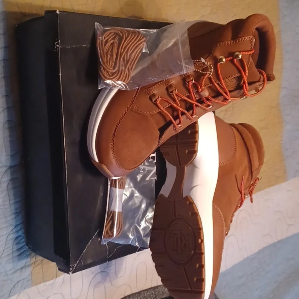 Womens Sz 10, Ralph Lauren Rylee hiker boots. Never worn, New - Picture 4 of 12